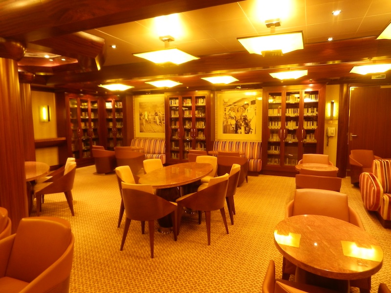 エーゲ海クルーズ_図書室