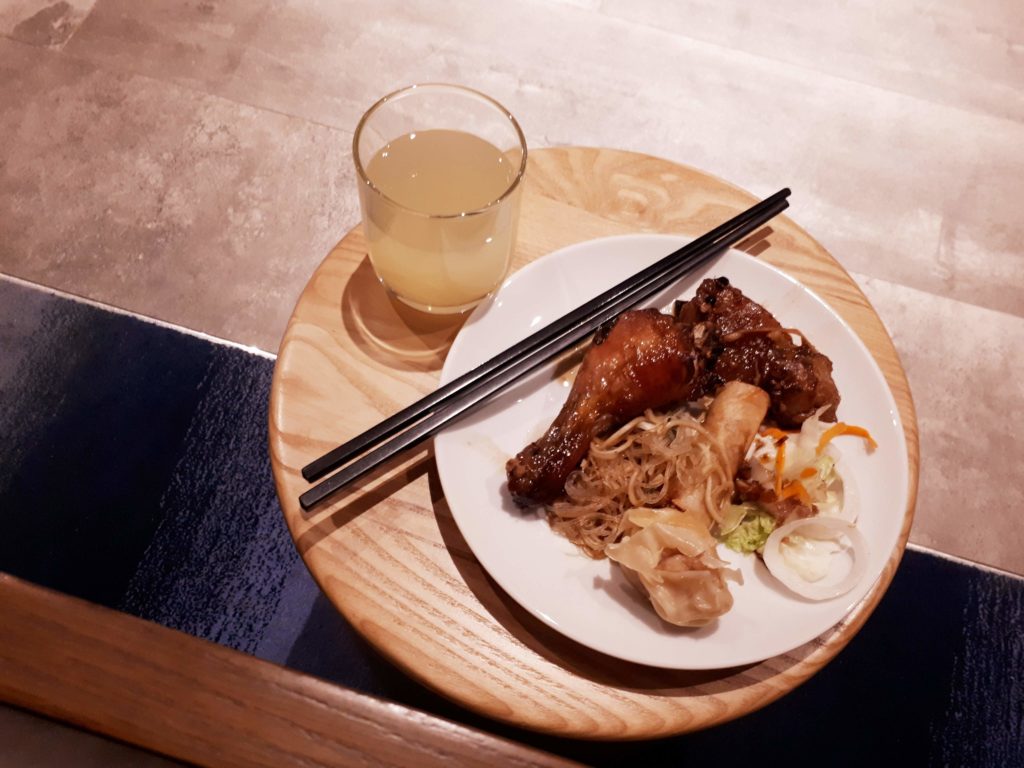 マクタン空港_ラウンジ