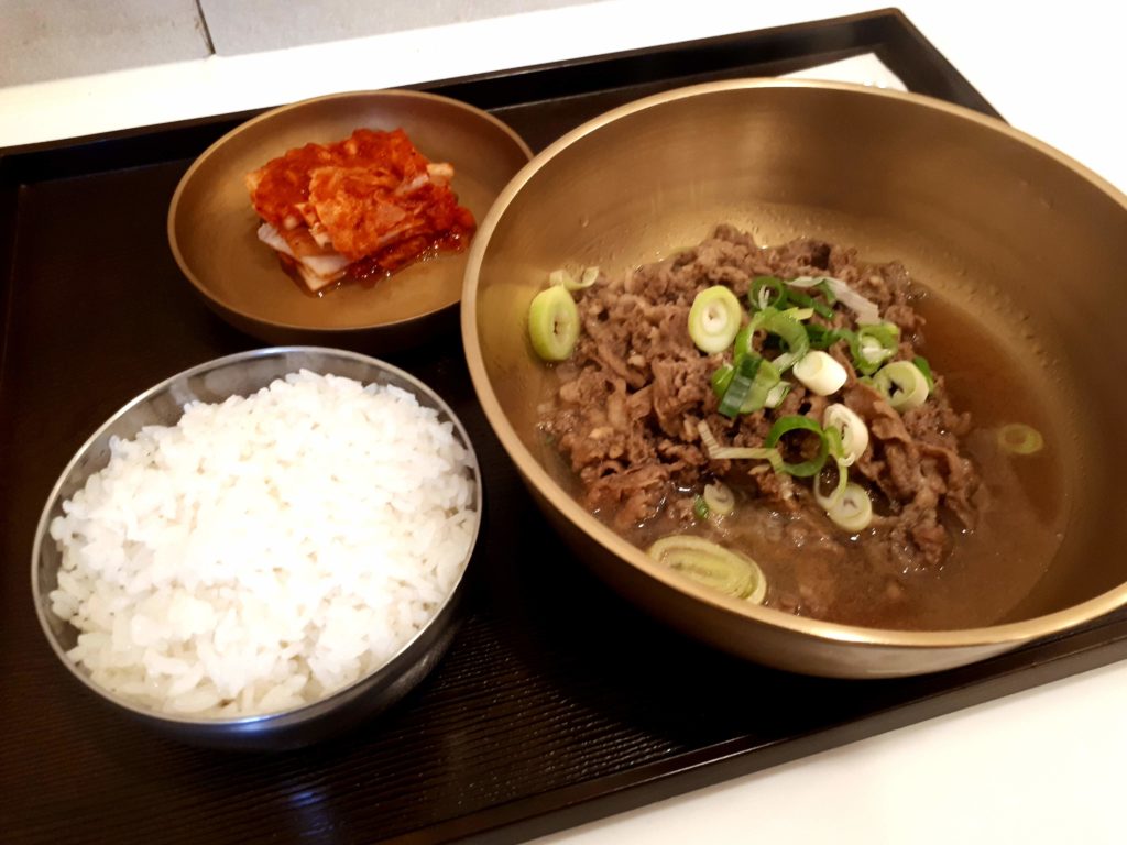 クンオンニプルコギ