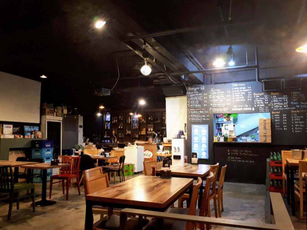 バーガーストリート　新村