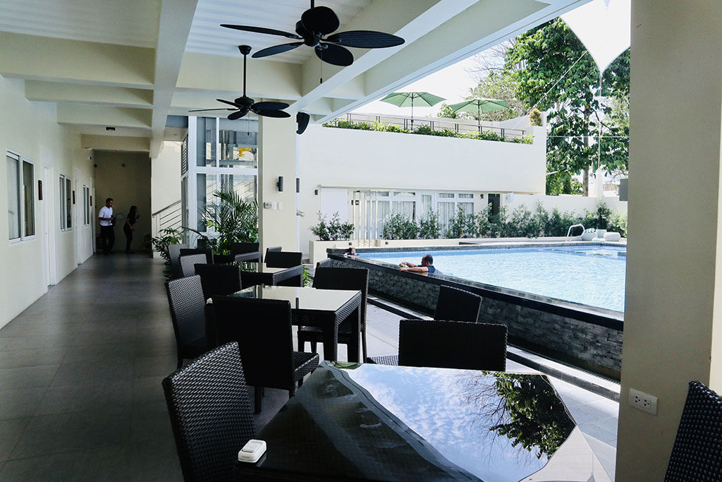 ドゥマゲテ rovira suites